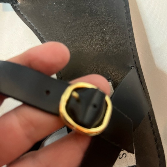 Steve Madden Black Women's Sandals - Picture 2 of 8